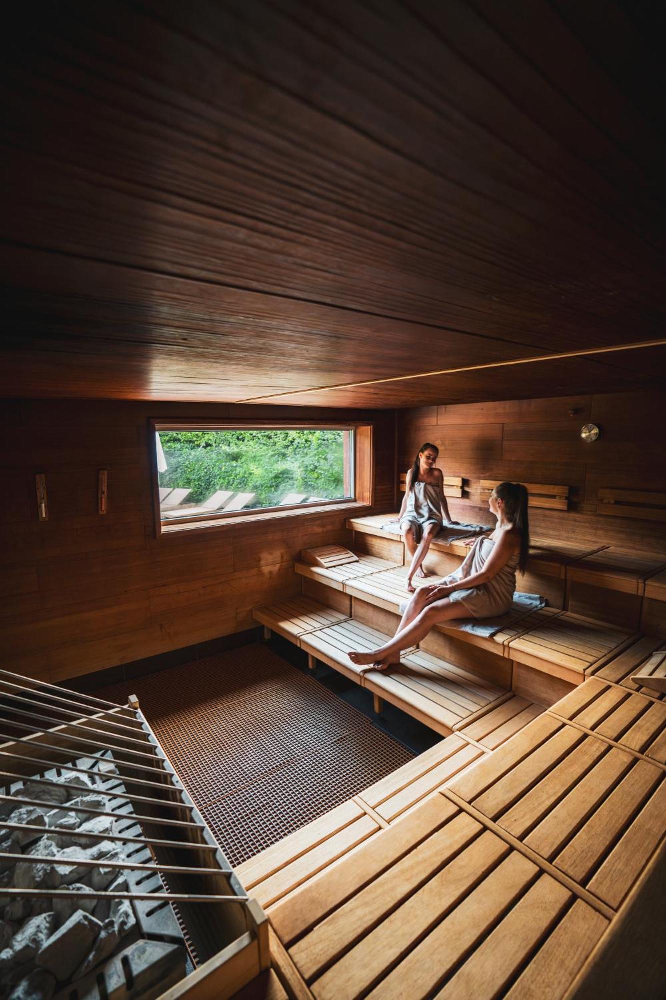 Spa Resort Styria- Adults Only Bad Waltersdorf Eksteriør billede
